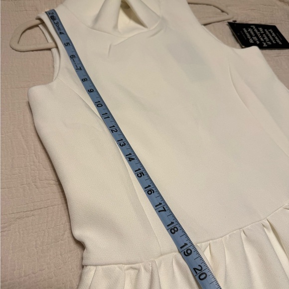 Tuckernuck Blanc Aerin Dress - Blanc - Picture 12 of 15